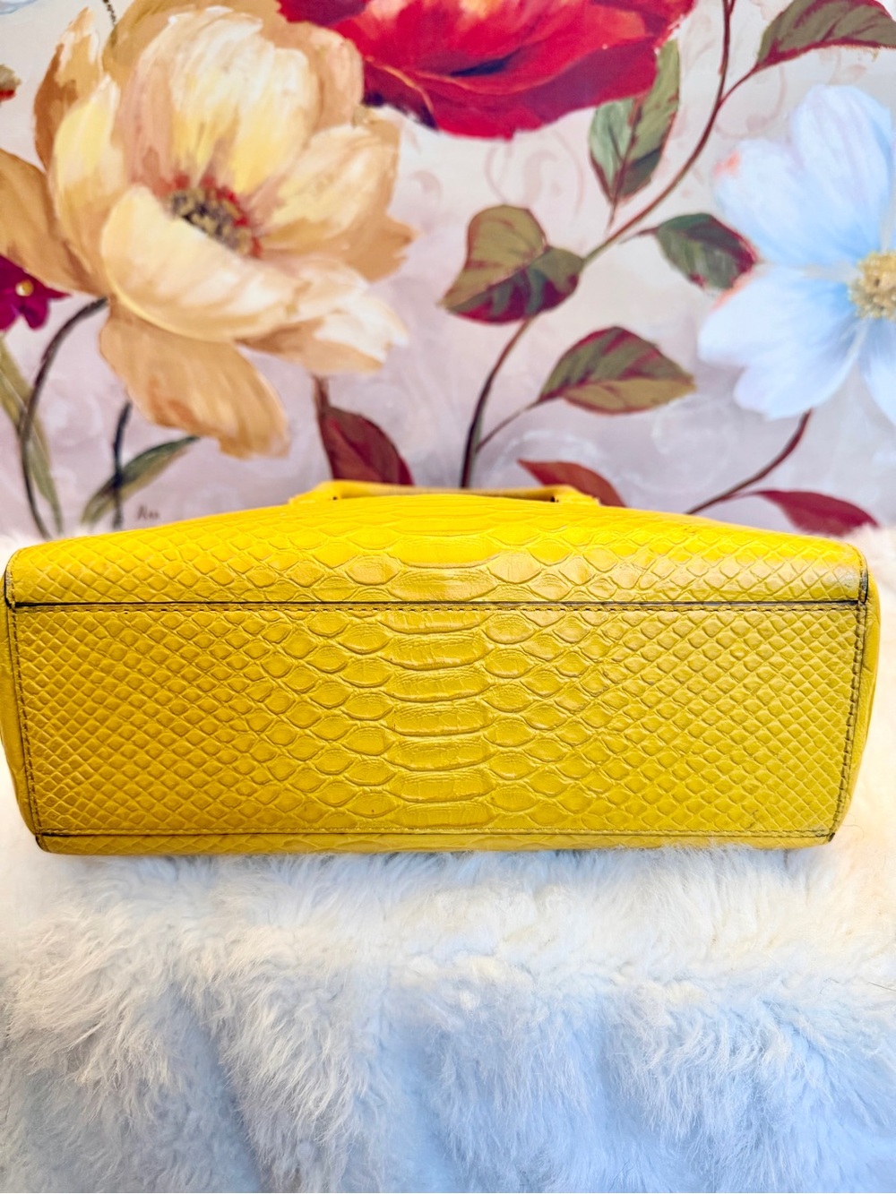 Michael Kors Preloved Croc-Embossed Leather Satchel w/Brand New Floral Strap - Picture 8 of 17